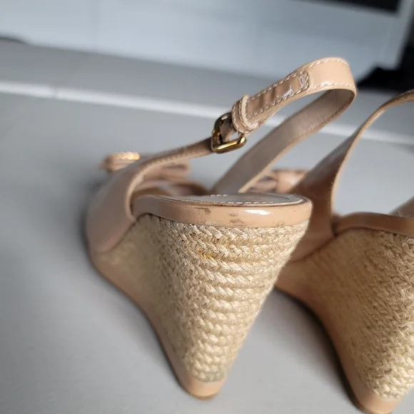 Prada Patent Leather Nude Beige Bow Wedges Slingback Size 38.5